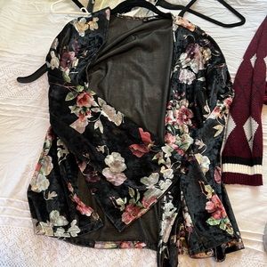 Adorable velvet cardigan